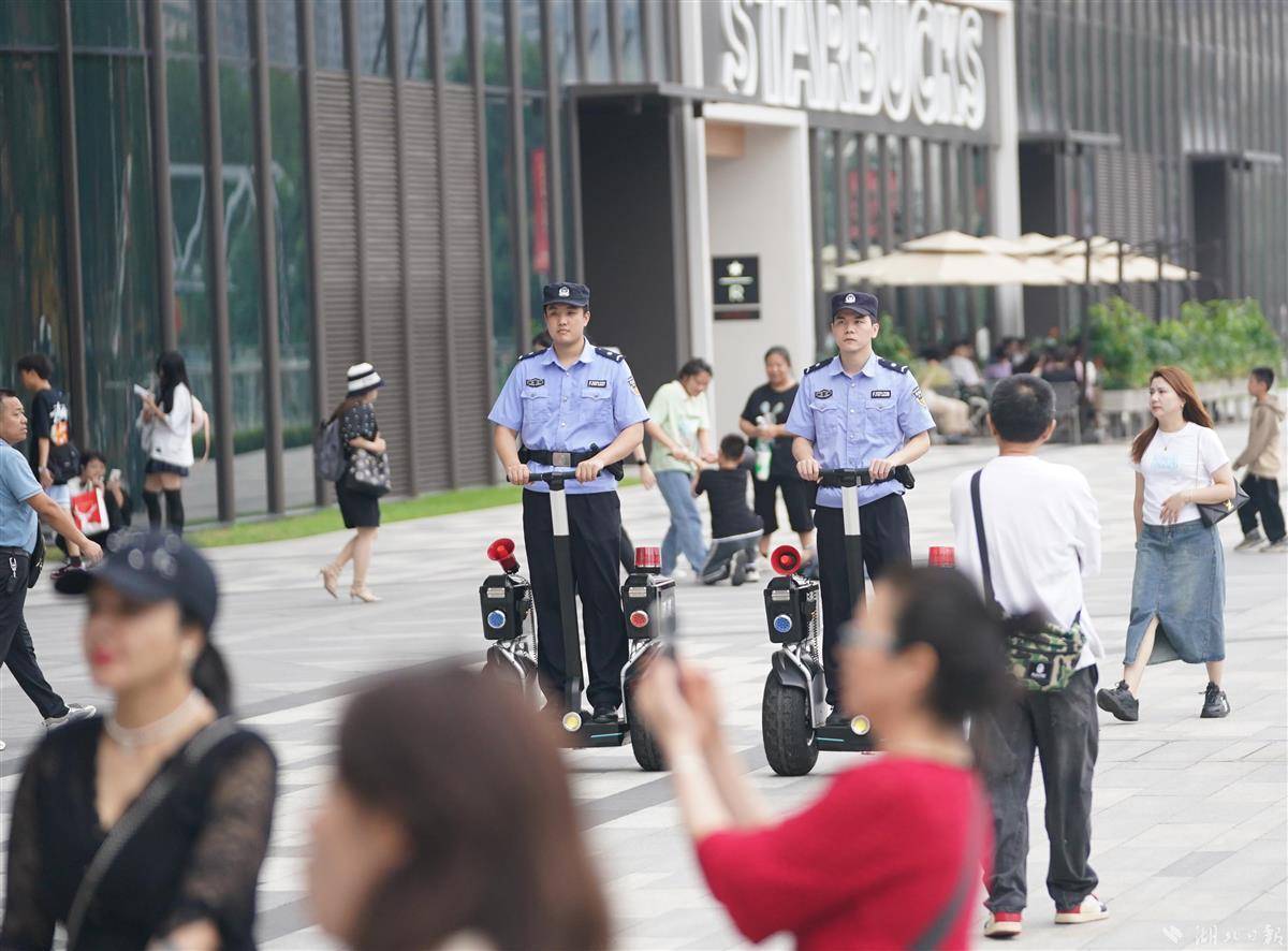 乐玩游戏下载